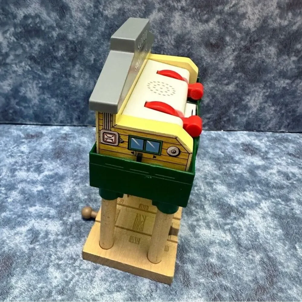 Thomas & Friends SODOR Railway Number 3 Signal House -